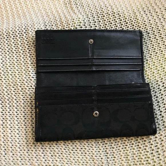 Coach Black Wallet - Picture 2 of 5